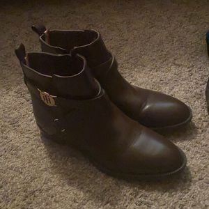 Excellent condition Tommy Hilfiger booties